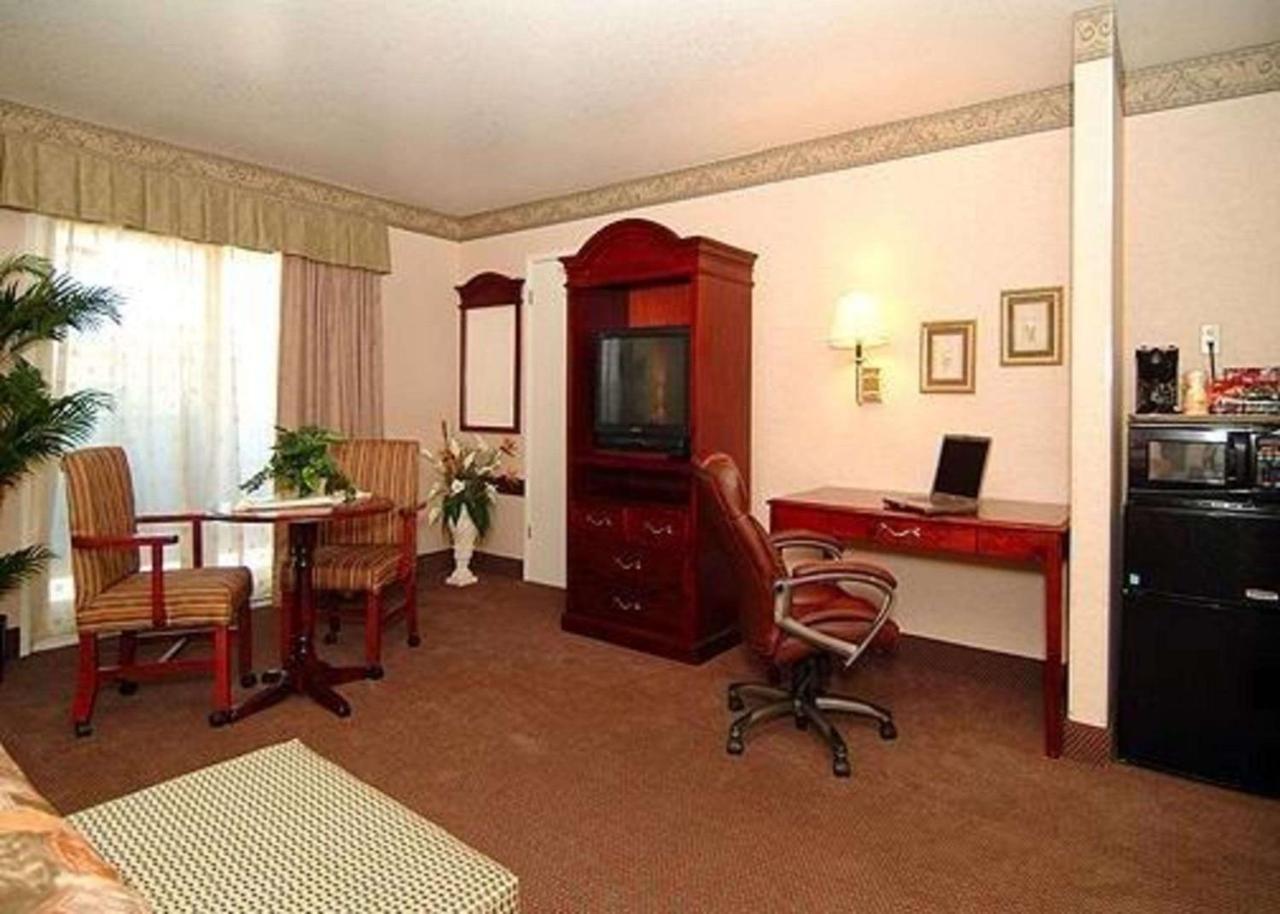 Quality Santa Clara Convention Center Inn