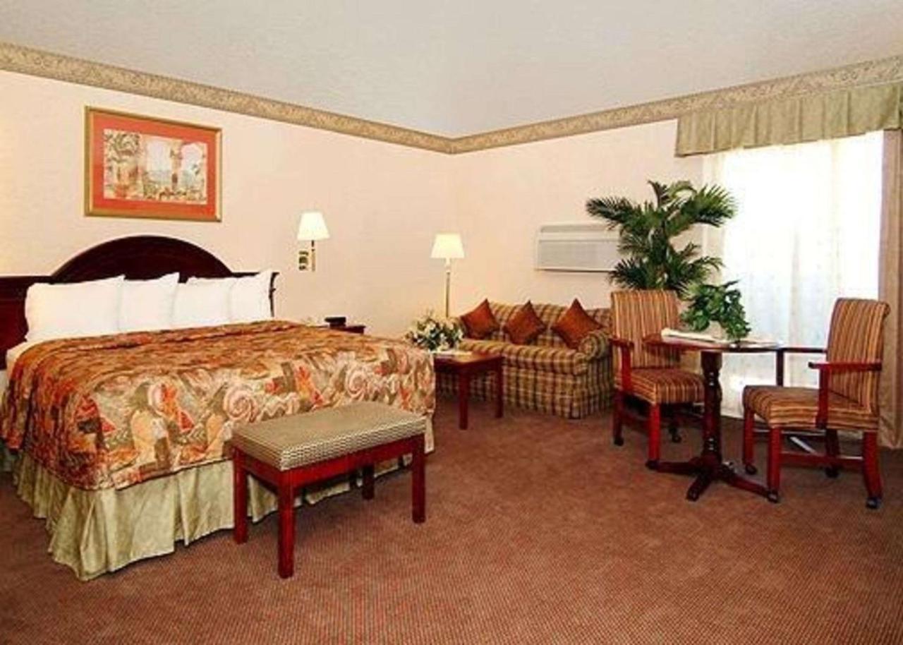 Quality Santa Clara Convention Center 3* Sunnyvale